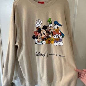 Stoney clover x Disney sweatshirt ❤️
